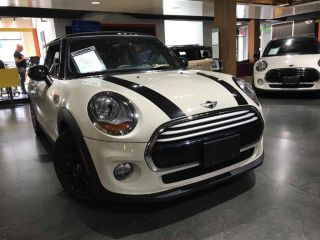 2014 MINI Cooper